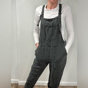 Aerie size xsmall relaxed fit, washed black overalls /jumpsuit